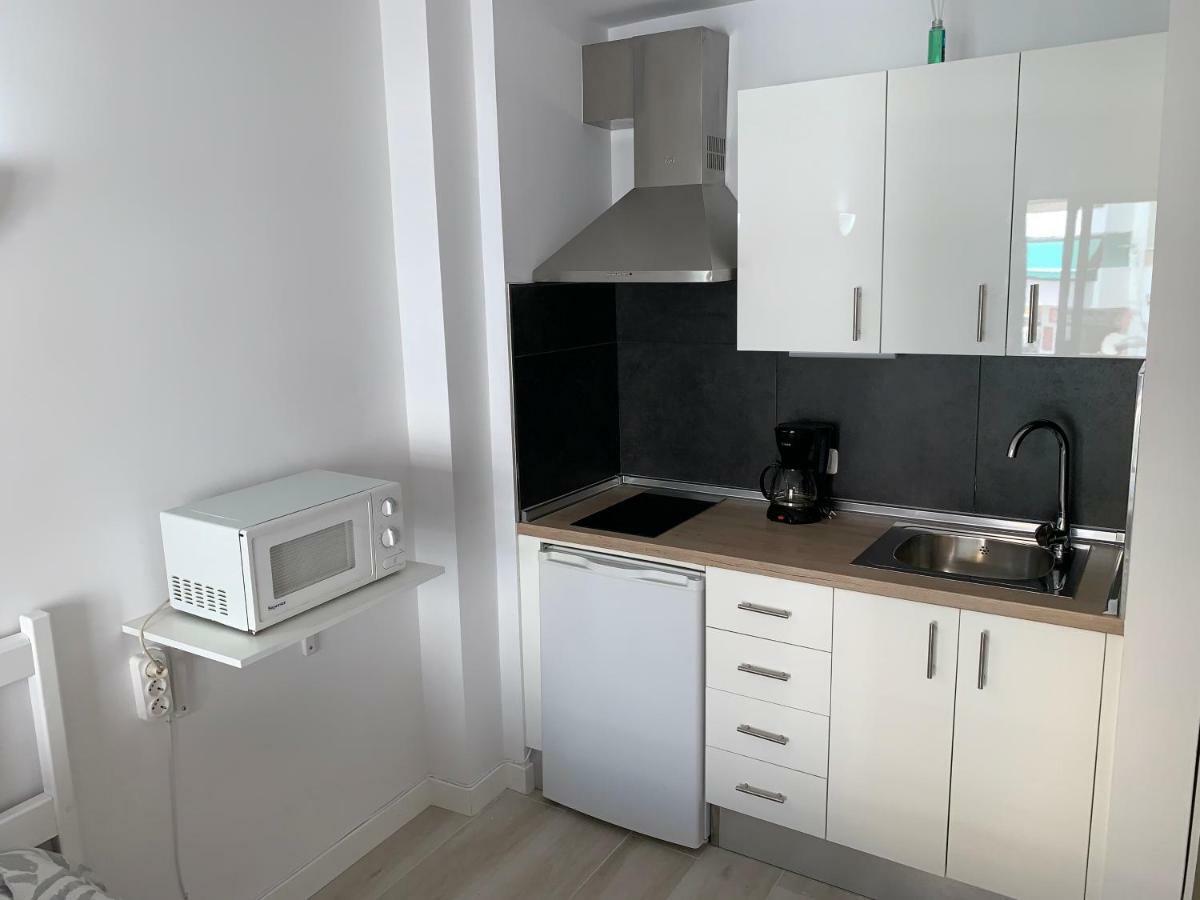 Cozy Studio In Los Cristianos Beach Free Wifi อาโรนา ภายนอก รูปภาพ